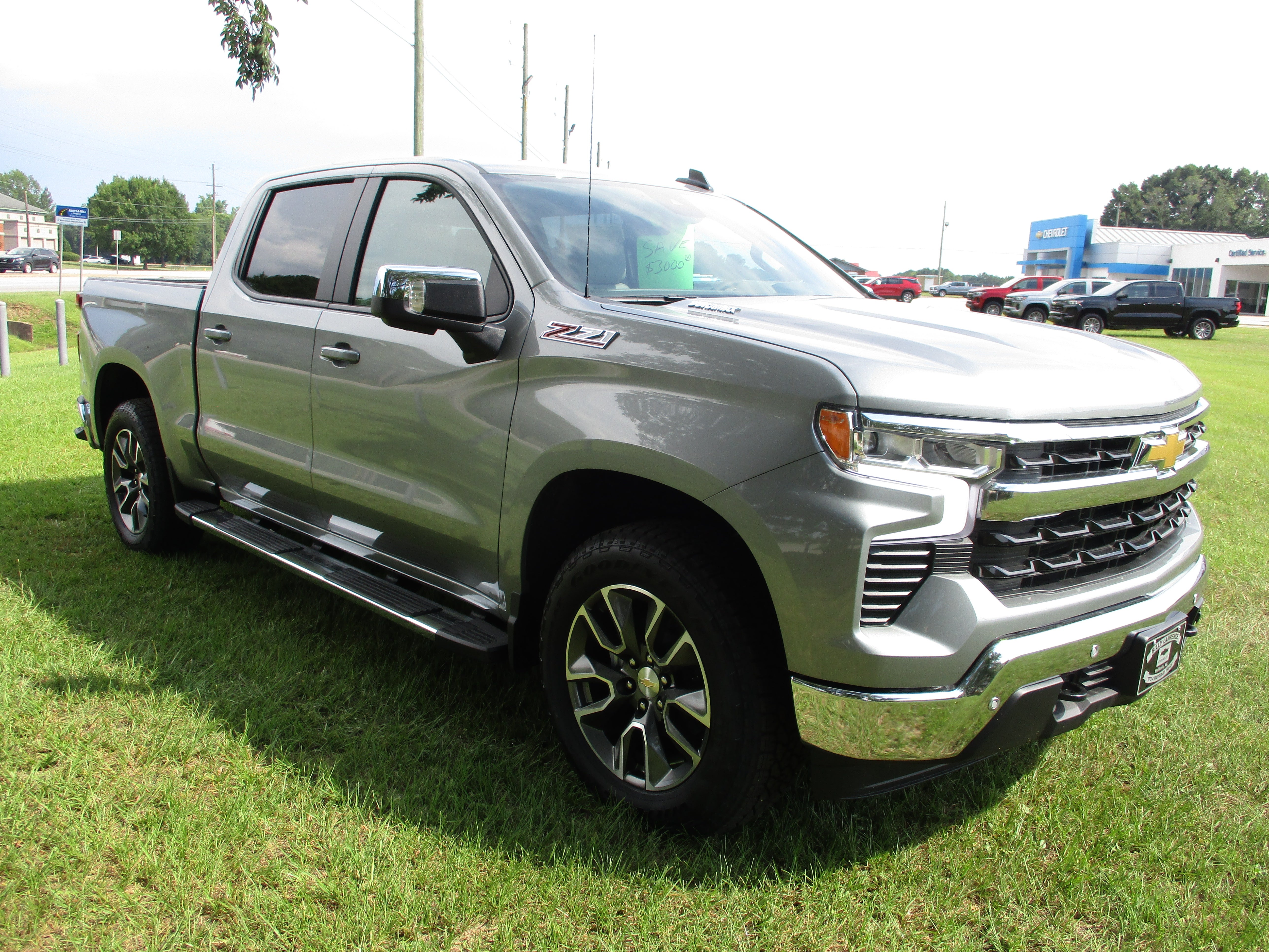 2025 Chevrolet Silverado 1500 LT