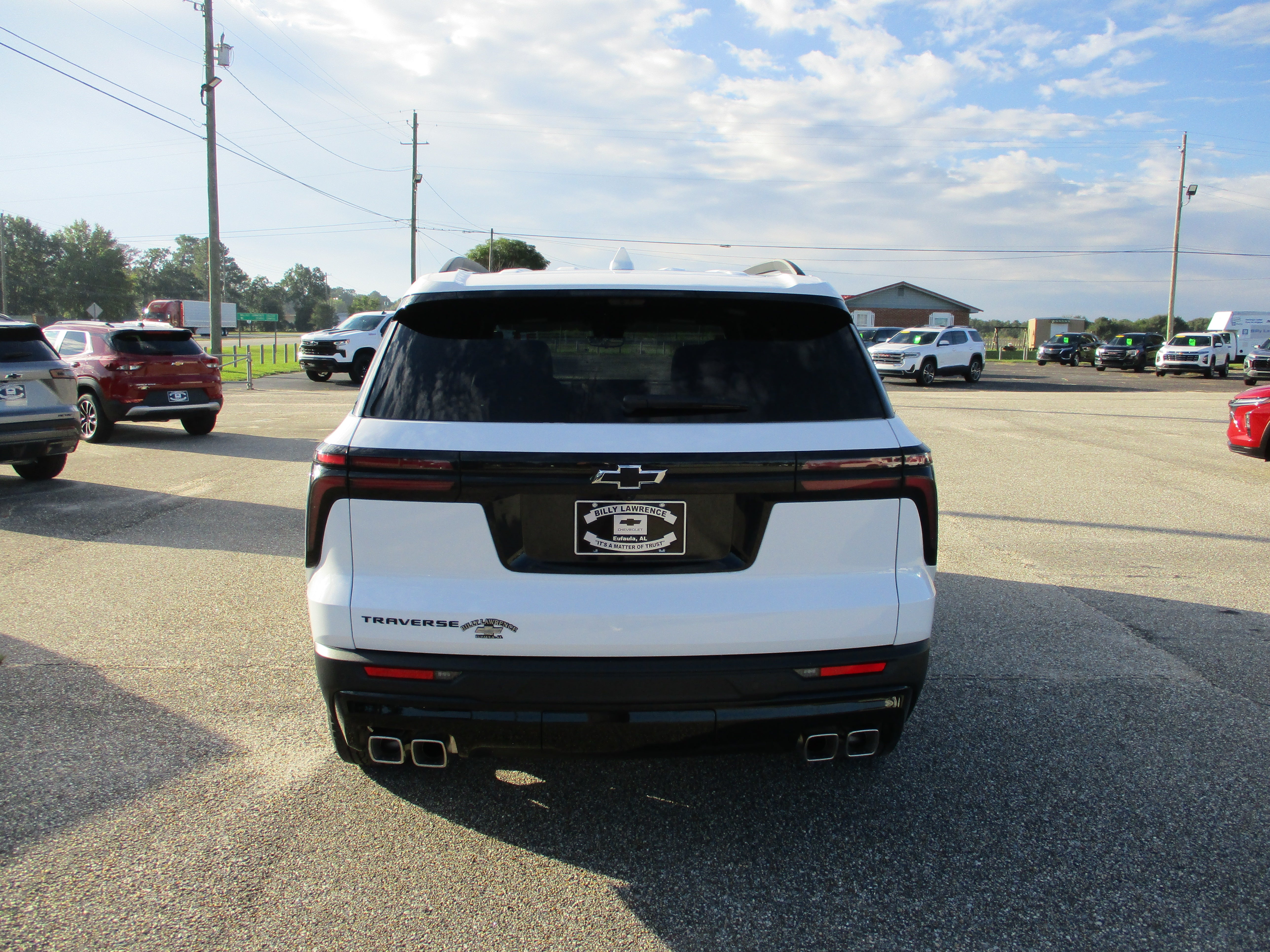 2027 Chevrolet Traverse LT