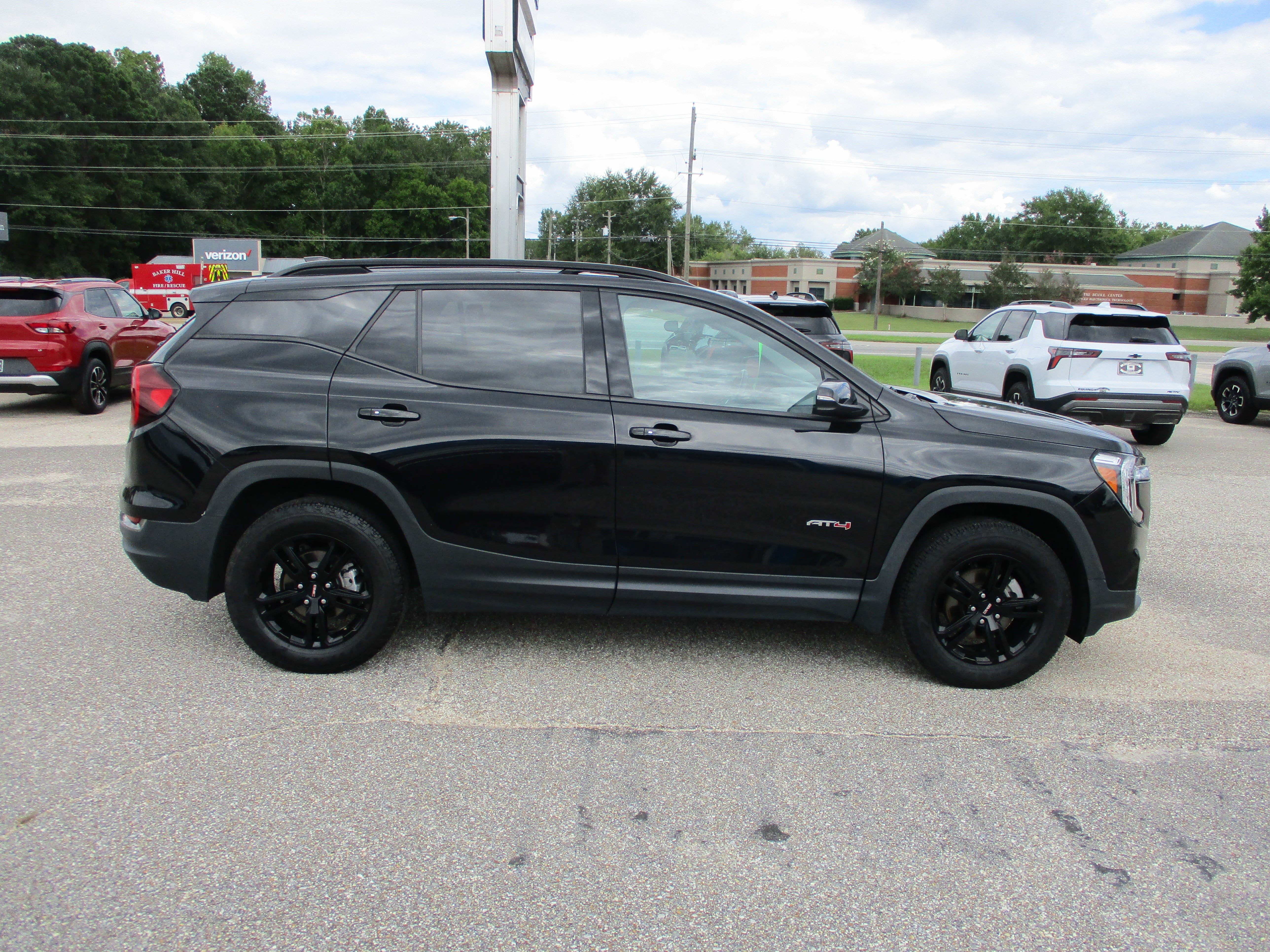 2023 GMC Terrain AT4
