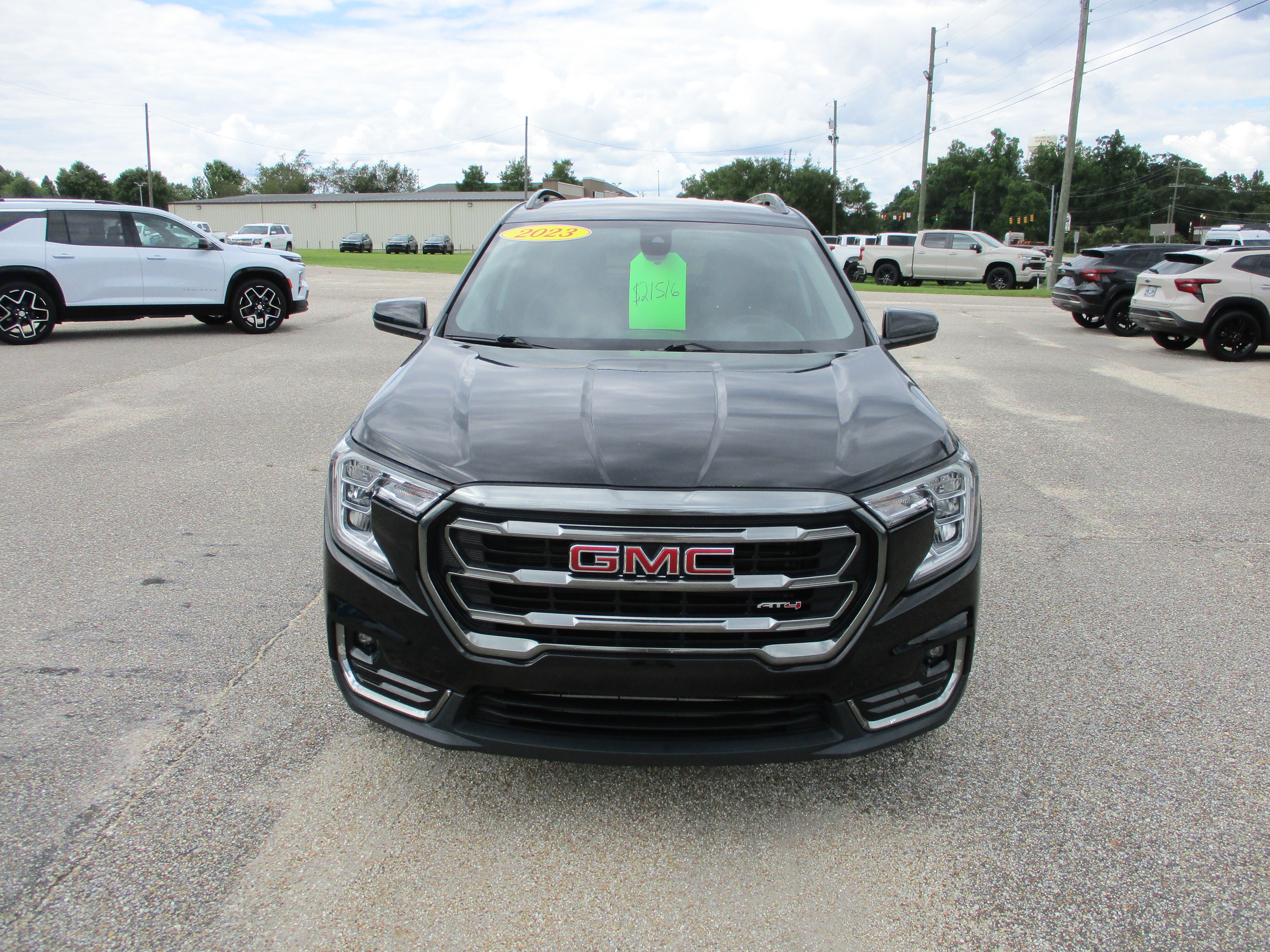 2023 GMC Terrain AT4