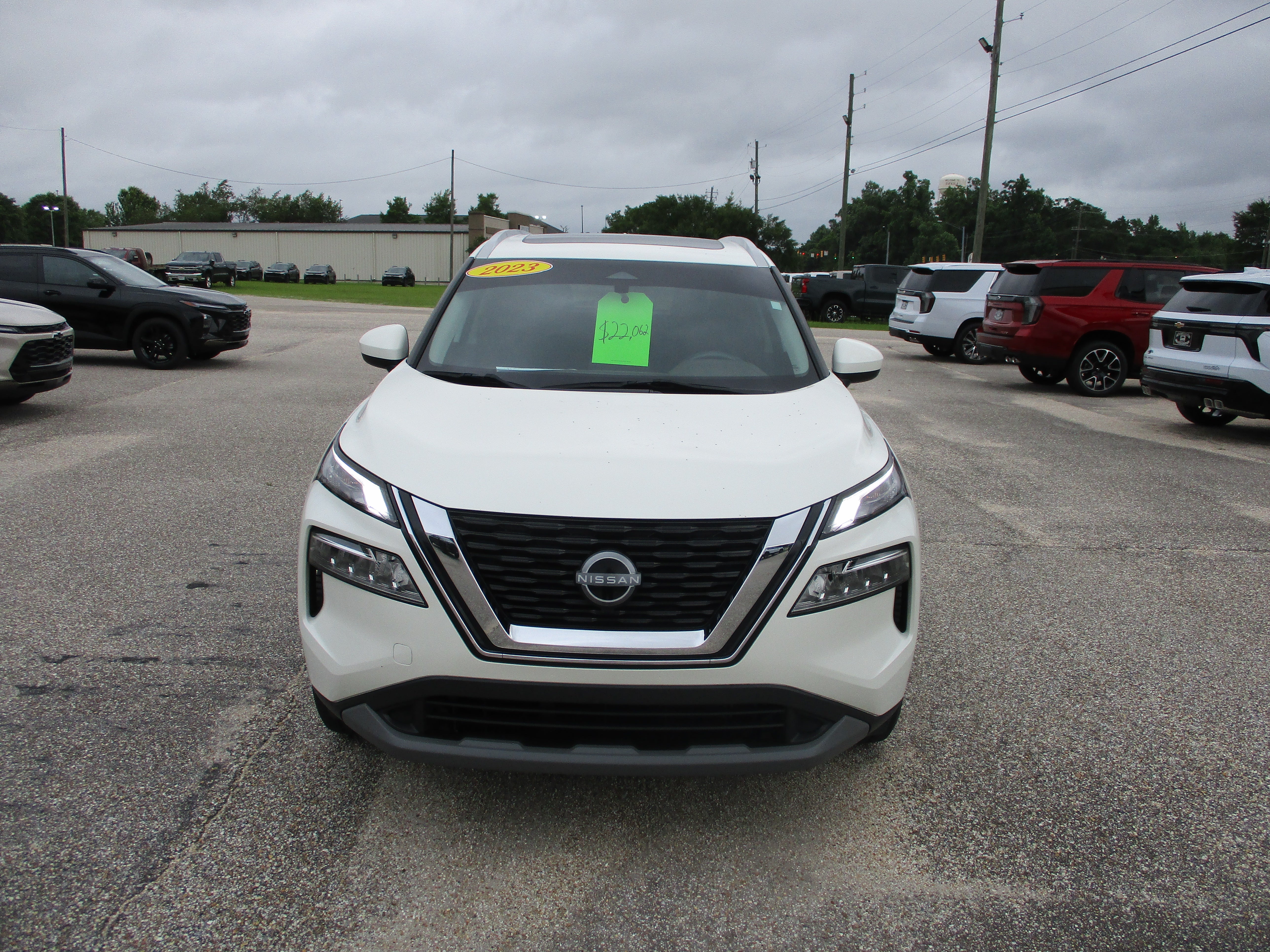 2023 Nissan Rogue SV